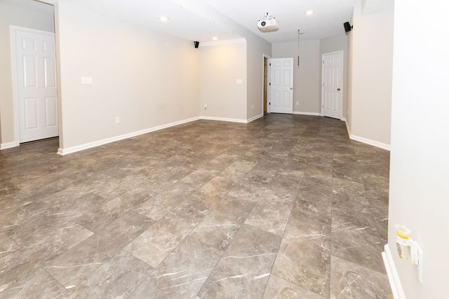 1307 Longford Lane, Bloomington, IL 61704