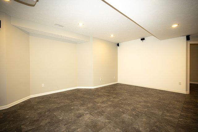 1307 Longford Lane, Bloomington, IL 61704