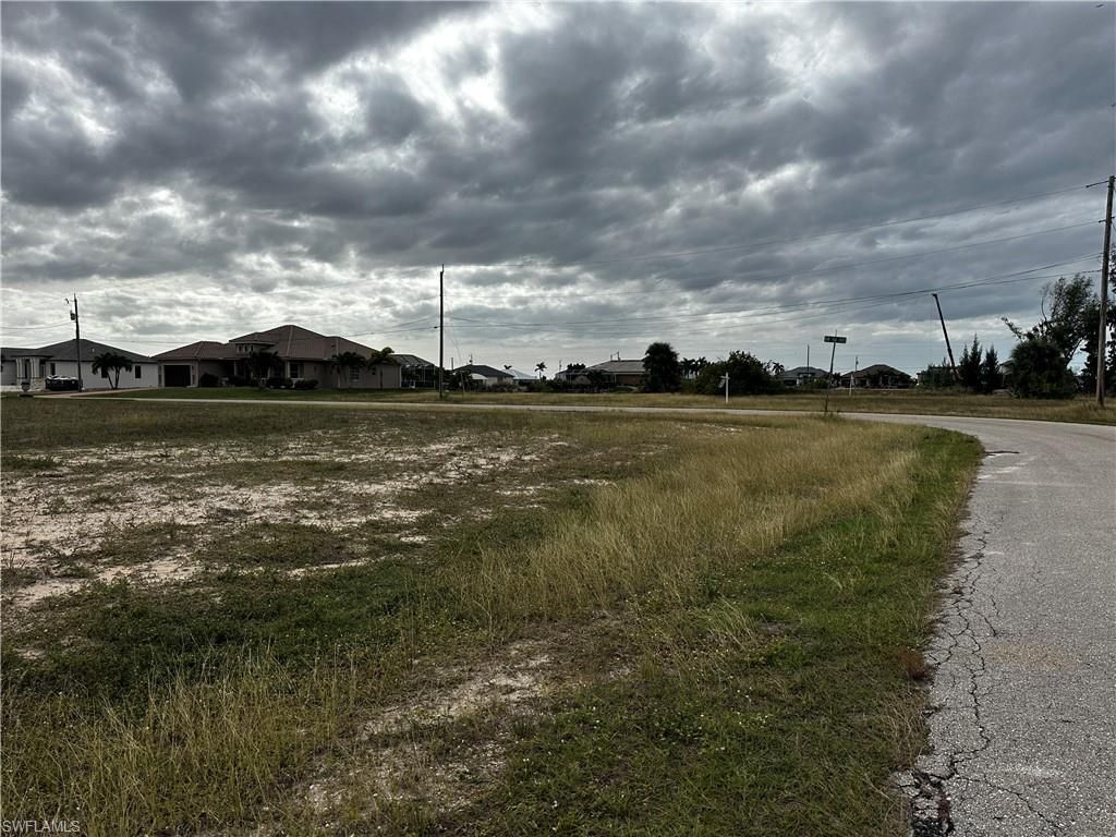 2853 NW 46th AVE, CAPE CORAL, FL 33993 — photo 2