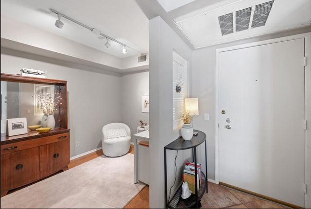 1490 S Camino Real 206, Palm Springs, CA 92264