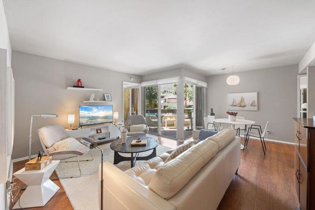 1490 S Camino Real 206, Palm Springs, CA 92264