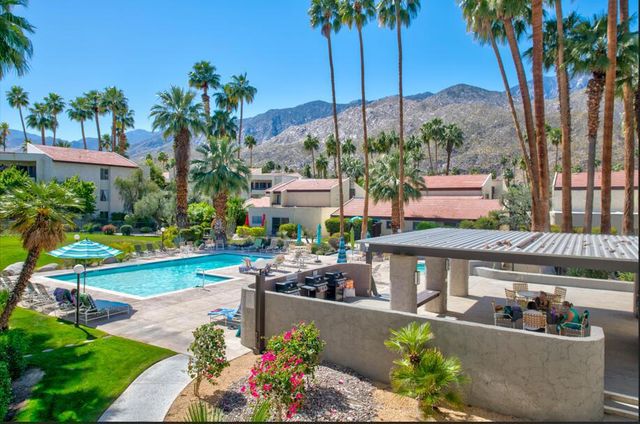 1490 S Camino Real 206, Palm Springs, CA 92264