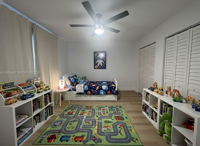 5100 SW 90th Ave 302, Cooper City, FL 33328