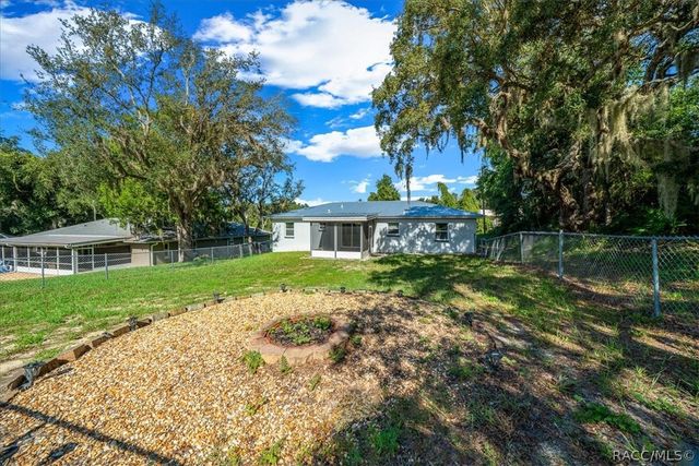 795 S Rosemary Point, Homosassa, FL 34448