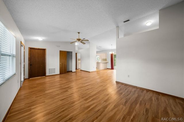 795 S Rosemary Point, Homosassa, FL 34448