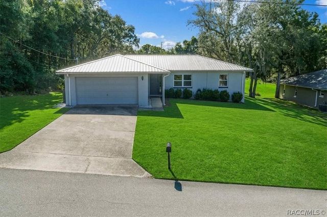 795 S Rosemary Point, Homosassa, FL 34448