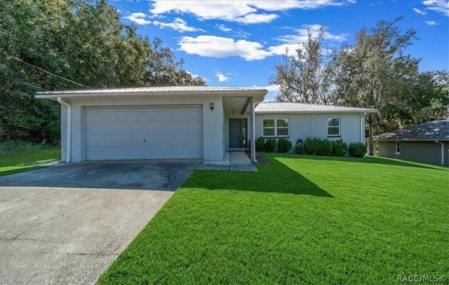 795 S Rosemary Point, Homosassa, FL 34448
