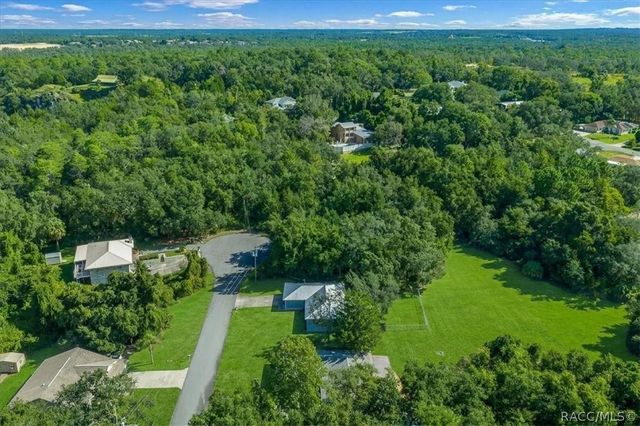 795 S Rosemary Point, Homosassa, FL 34448