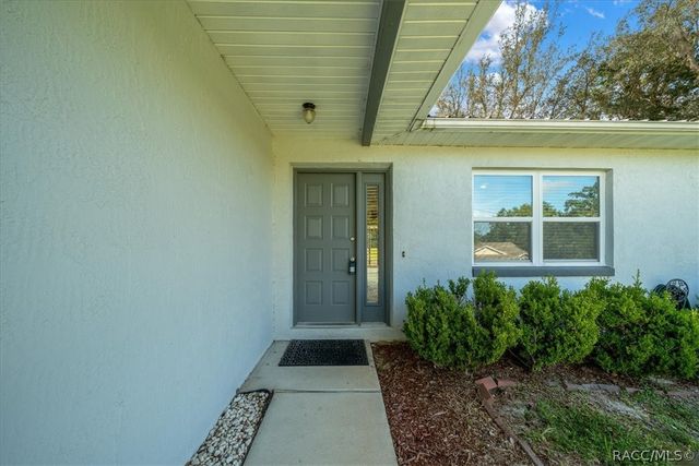 795 S Rosemary Point, Homosassa, FL 34448