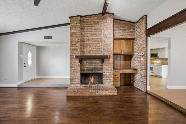 2910 Hazelwood Drive, Garland, TX 75044