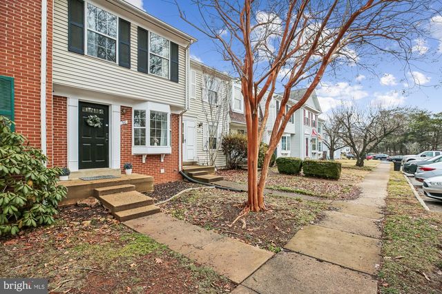 30 GANNON WAY, Sterling, VA 20165