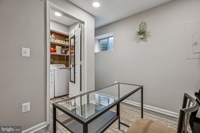 30 GANNON WAY, Sterling, VA 20165