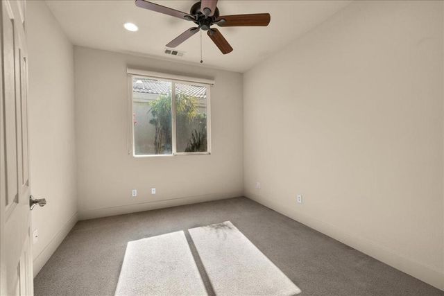 67607 S Natoma Drive, Cathedral City, CA 92234