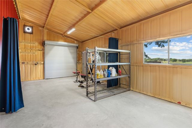 377 Russell Lane, Weatherford, TX 76087