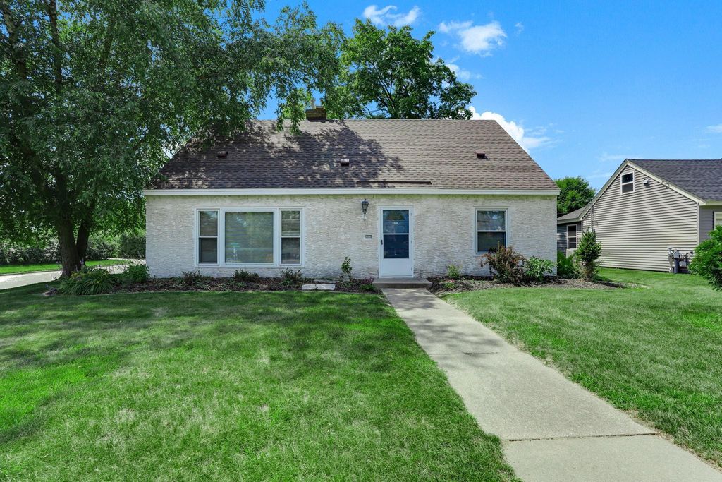 6344 Clinton Avenue, Richfield, MN 55423