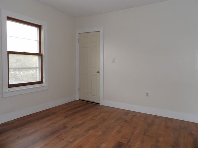 34 Stratton Road, Rutland City, VT 05701