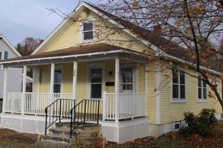 34 Stratton Road, Rutland City, VT 05701