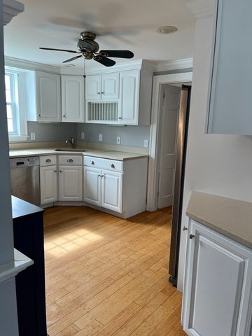 412 Arnold St, New Bedford, MA 02740