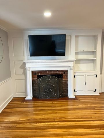 412 Arnold St, New Bedford, MA 02740