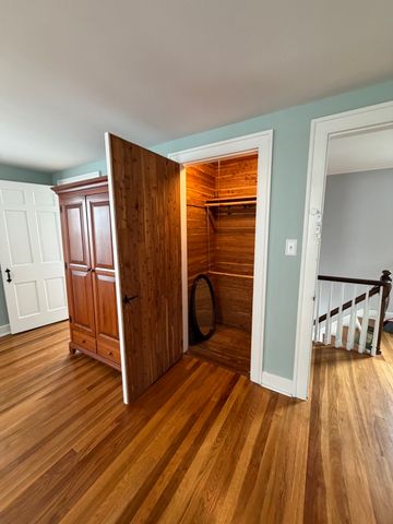 412 Arnold St, New Bedford, MA 02740