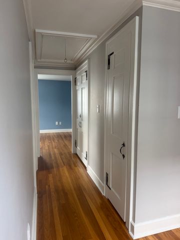 412 Arnold St, New Bedford, MA 02740
