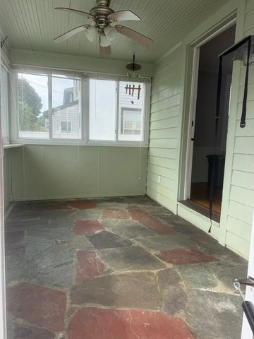 412 Arnold St, New Bedford, MA 02740