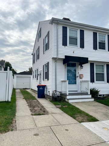 412 Arnold St, New Bedford, MA 02740