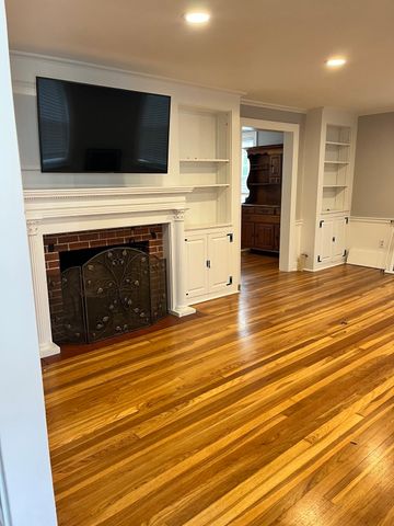412 Arnold St, New Bedford, MA 02740