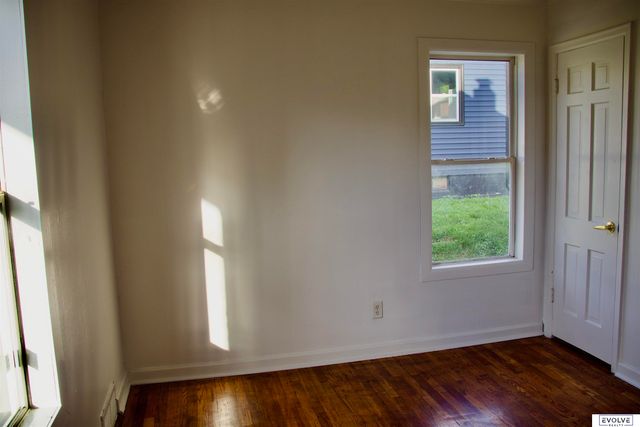 4317 Pratt Street, Omaha, NE 68111