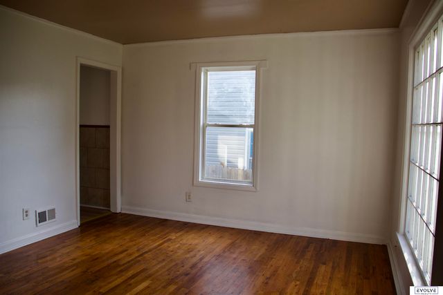 4317 Pratt Street, Omaha, NE 68111