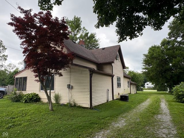 8724 Shelby Street, Indianapolis, IN 46227