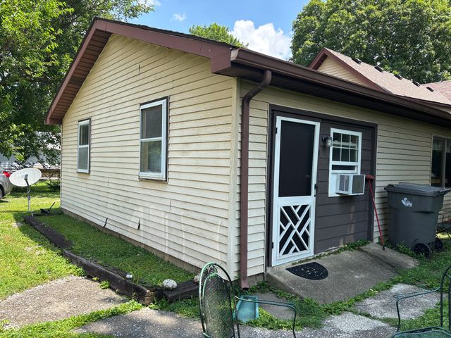 8724 Shelby Street, Indianapolis, IN 46227