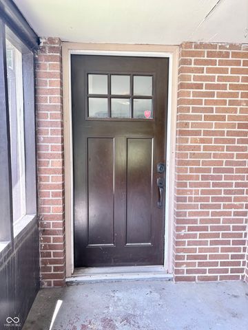 8724 Shelby Street, Indianapolis, IN 46227