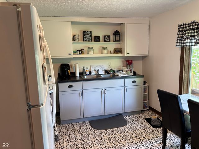 8724 Shelby Street, Indianapolis, IN 46227