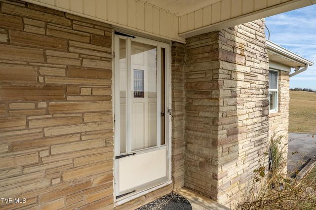 6421 Old Russellville Pike, Russellville, TN 37860