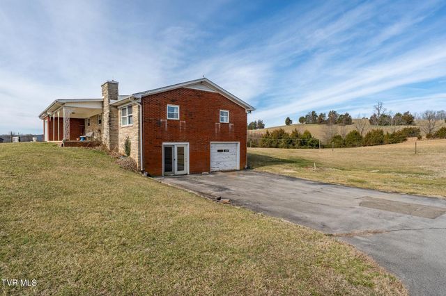 6421 Old Russellville Pike, Russellville, TN 37860