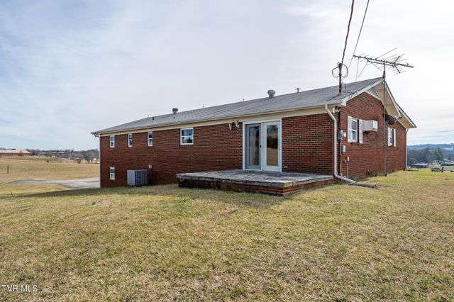 6421 Old Russellville Pike, Russellville, TN 37860