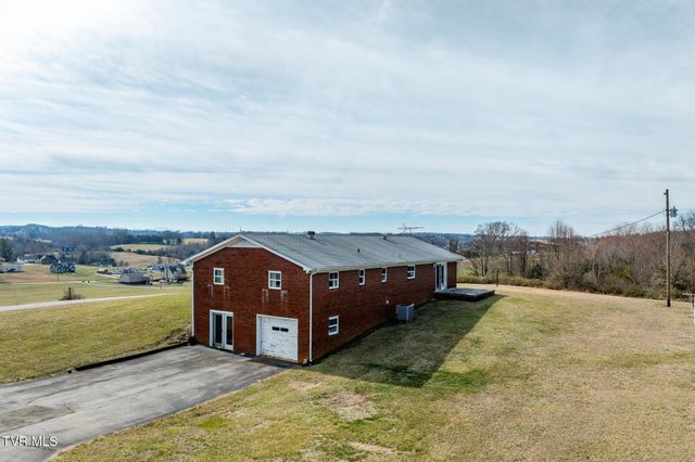 6421 Old Russellville Pike, Russellville, TN 37860