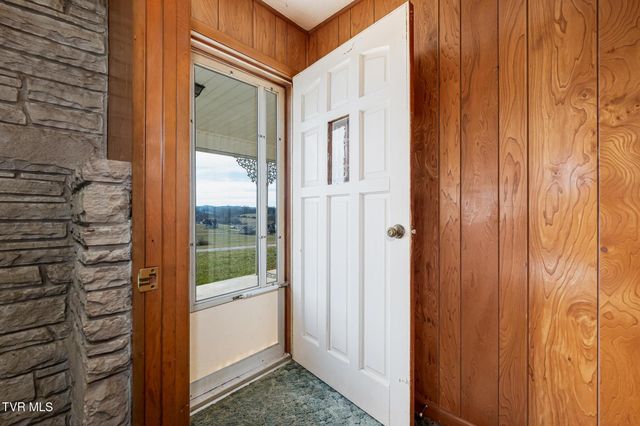 6421 Old Russellville Pike, Russellville, TN 37860