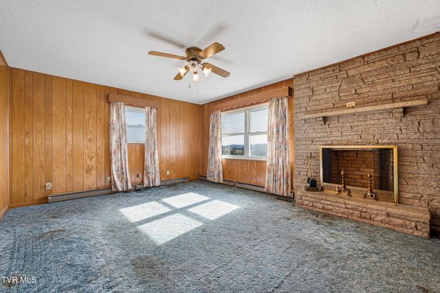 6421 Old Russellville Pike, Russellville, TN 37860