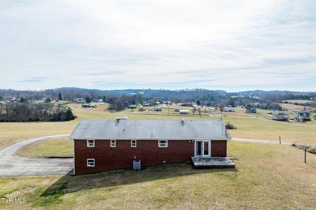 6421 Old Russellville Pike, Russellville, TN 37860