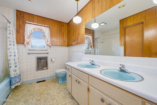 6421 Old Russellville Pike, Russellville, TN 37860