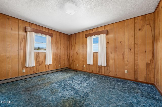 6421 Old Russellville Pike, Russellville, TN 37860