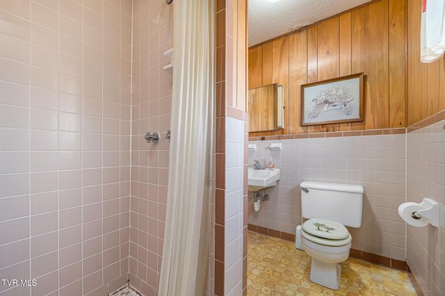 6421 Old Russellville Pike, Russellville, TN 37860