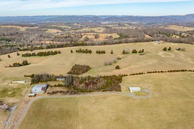 6421 Old Russellville Pike, Russellville, TN 37860