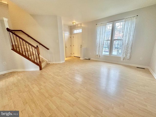 8855 PAPILLON DR, Ellicott City, MD 21043