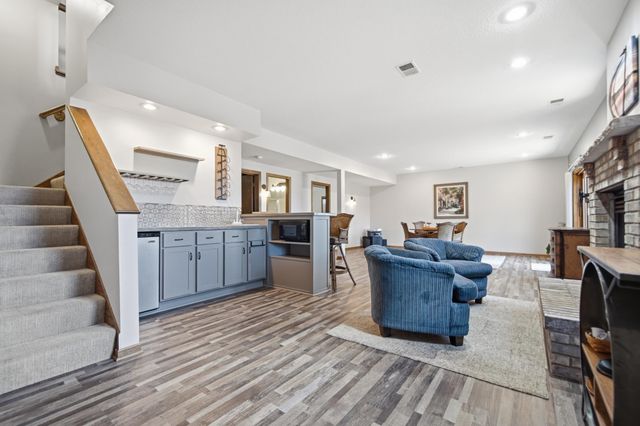 19331 Baldwin Street NW, Elk River, MN 55330