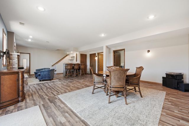 19331 Baldwin Street NW, Elk River, MN 55330