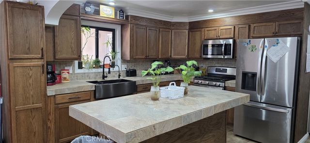 7115 Rubidoux, Yucca Valley, CA 92284