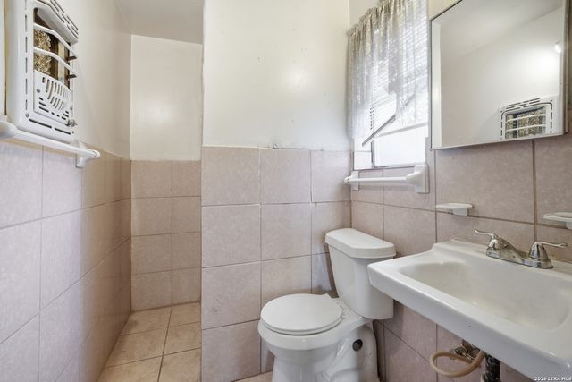 1619 Kendalia, San Antonio, TX 78224